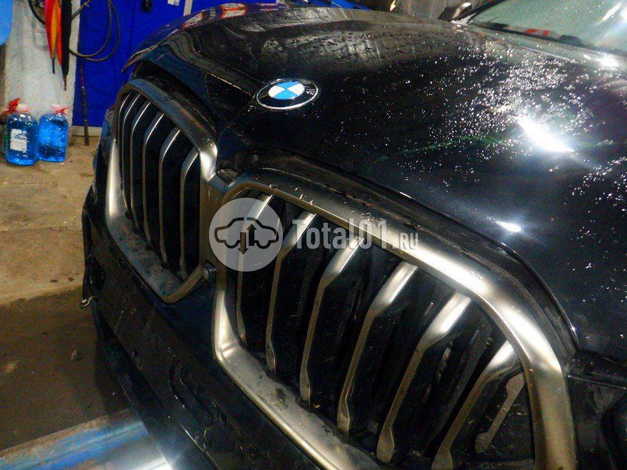 Фото BMW X6 M 180