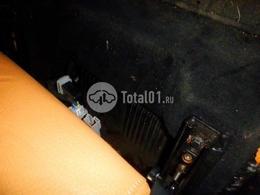 Фото Volvo XC90 46