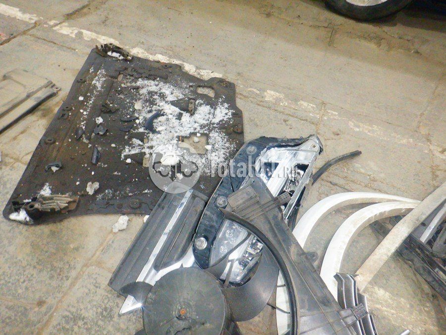 Фото Volvo XC90 392