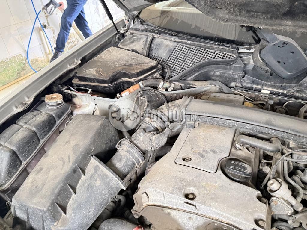 Фото Mercedes-Benz E-класс 8