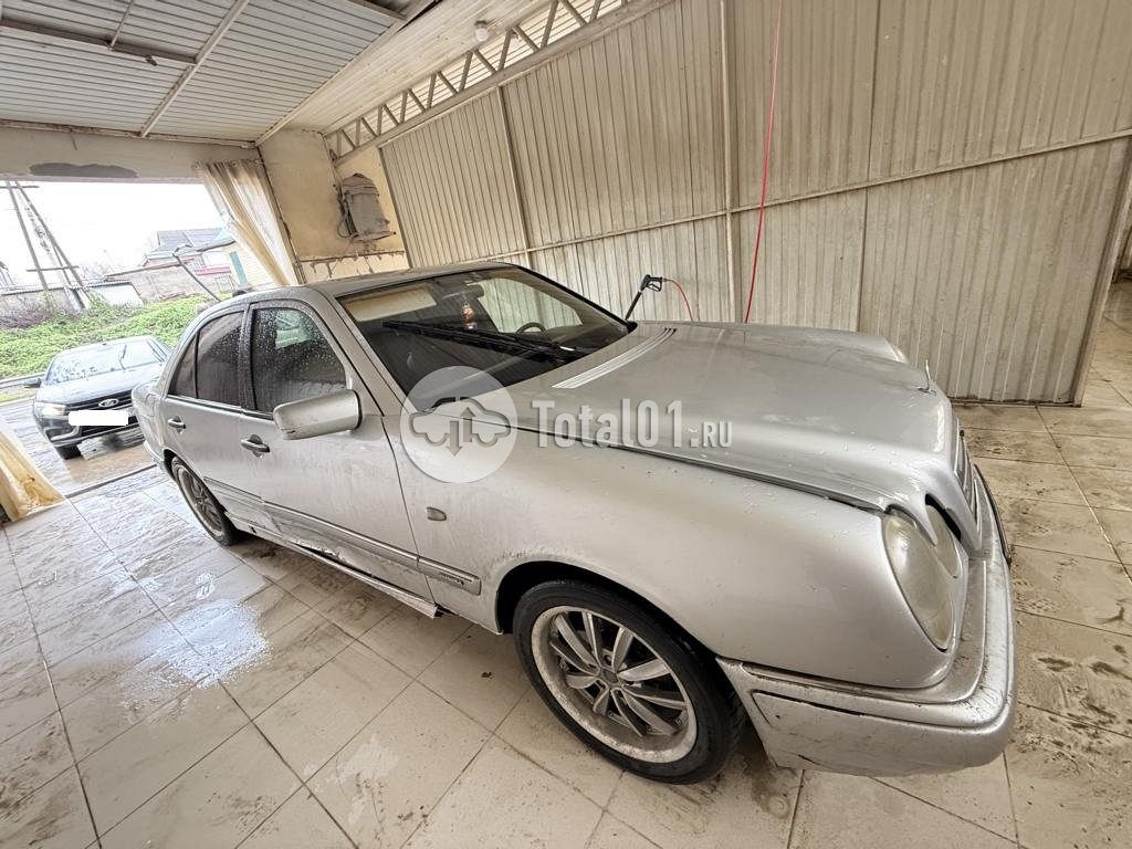 Фото Mercedes-Benz E-класс 22