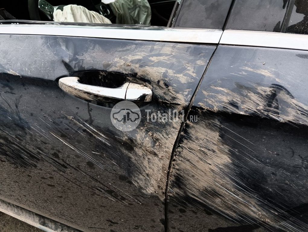 Фото Mercedes-Benz E-класс AMG 64