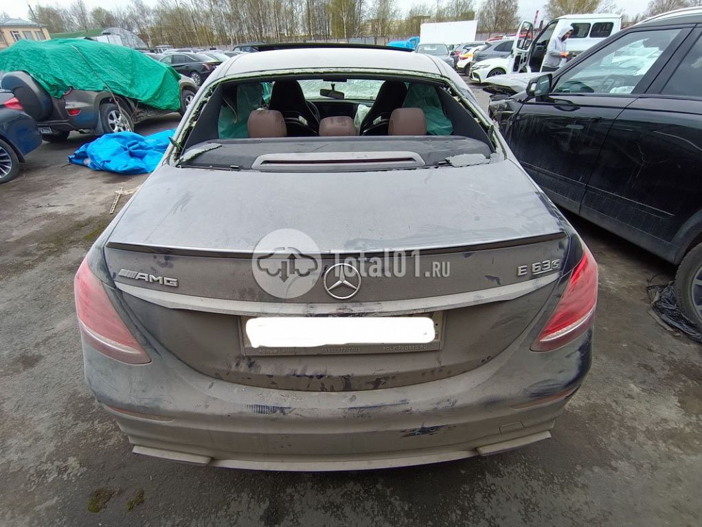Фото Mercedes-Benz E-класс AMG 70