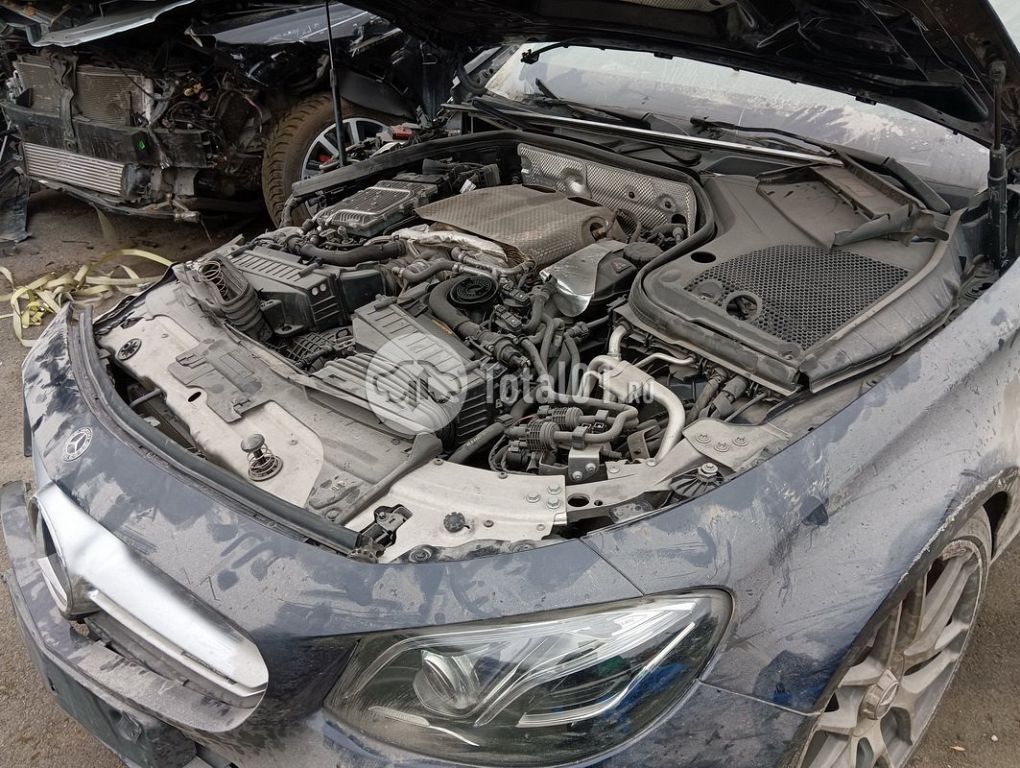 Фото Mercedes-Benz E-класс AMG 86