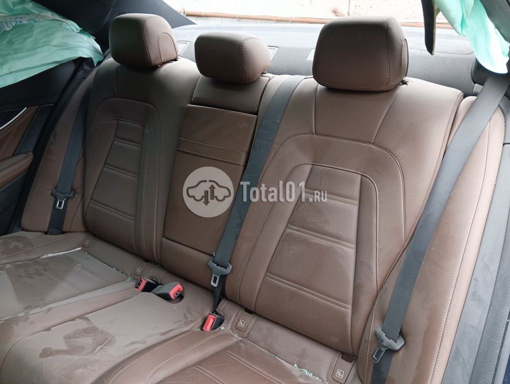Фото Mercedes-Benz E-класс AMG 128