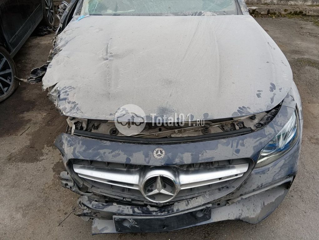 Фото Mercedes-Benz E-класс AMG 178