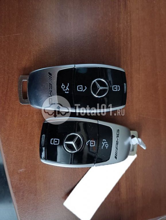 Фото Mercedes-Benz E-класс AMG 184