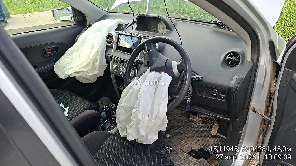 Фото Toyota Ist 50