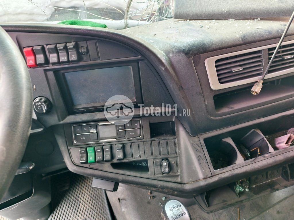 Фото Sitrak C7H 26