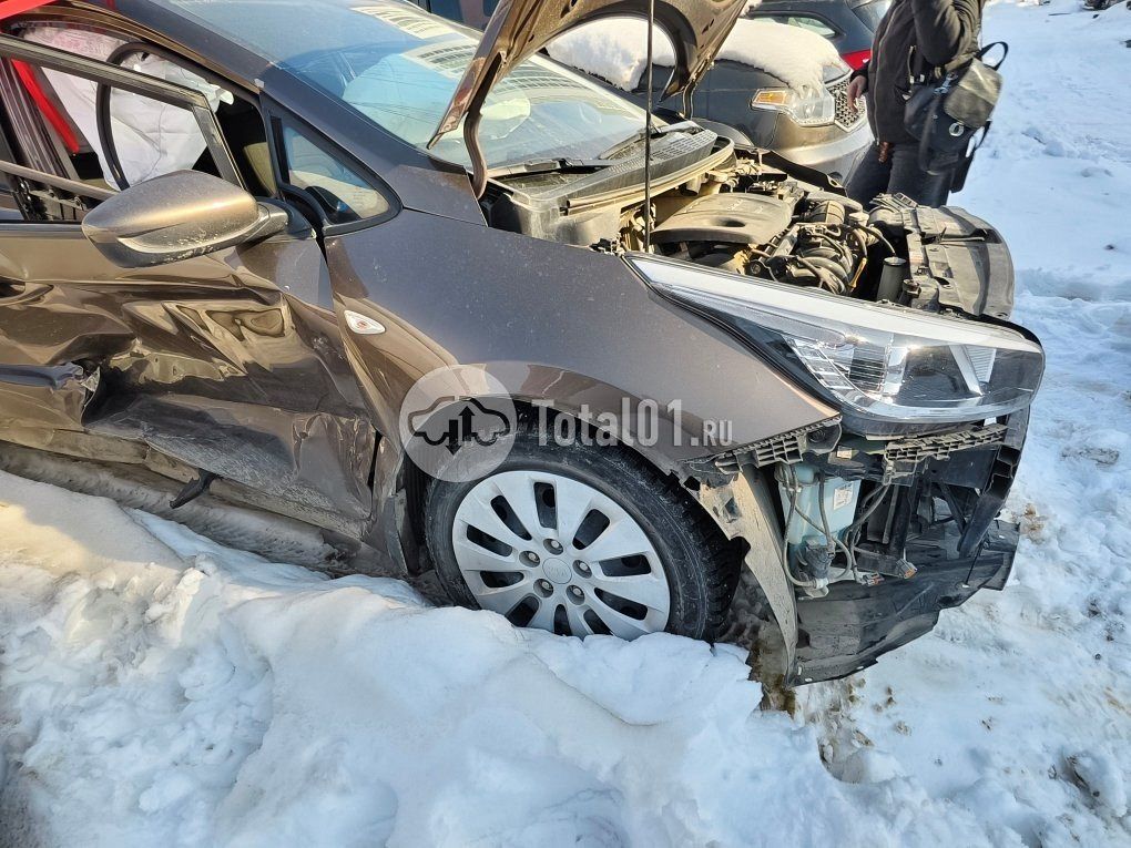 Фото KIA cee\'d 80