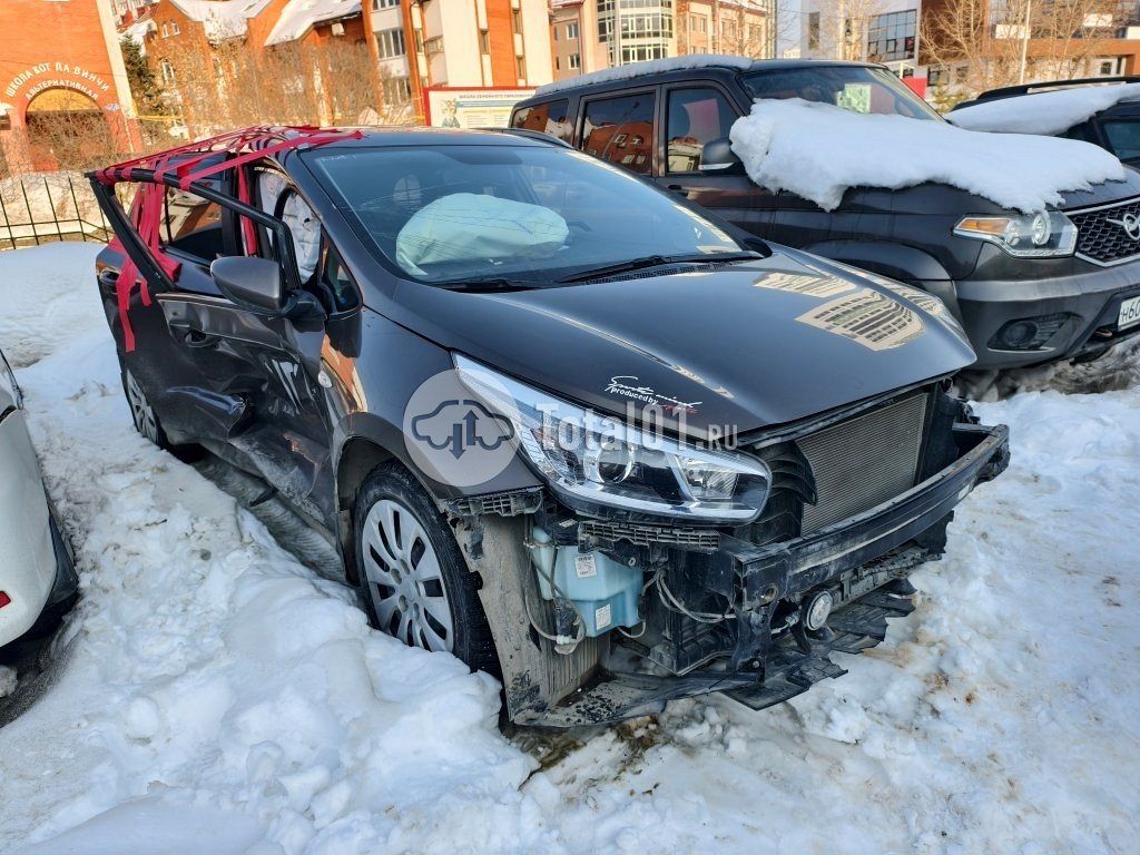 Фото KIA cee\'d 106