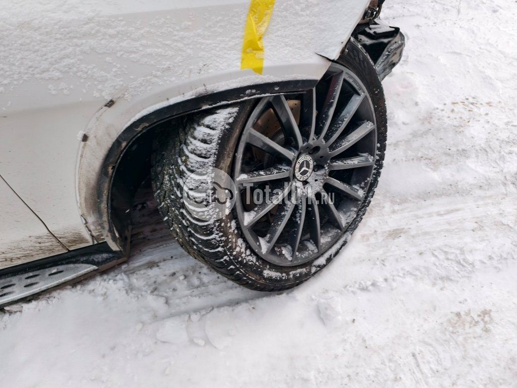 Фото Mercedes-Benz GLS-класс 28