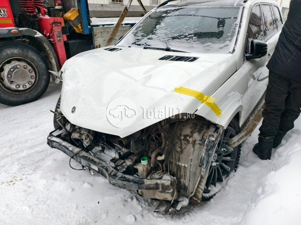 Фото Mercedes-Benz GLS-класс 140