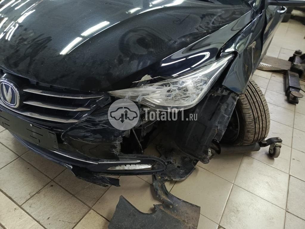 Фото Changan Alsvin 32