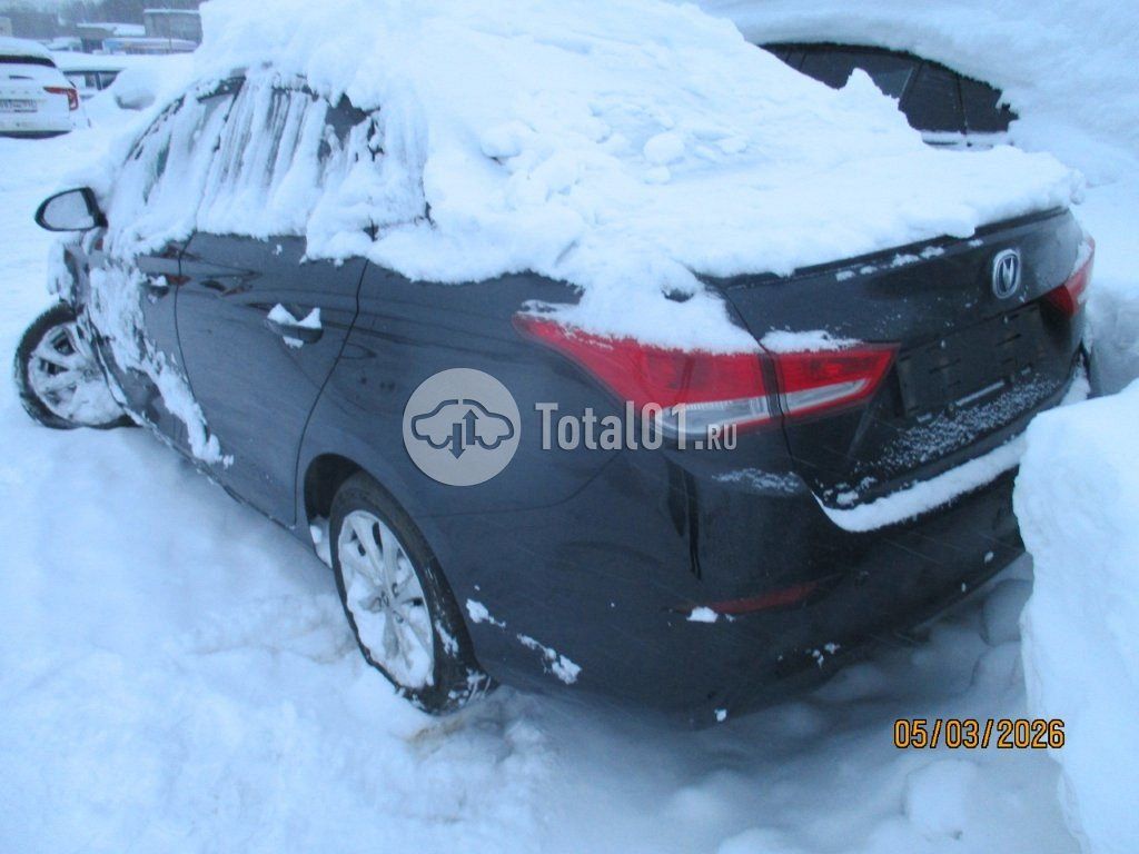 Фото Changan Alsvin 92