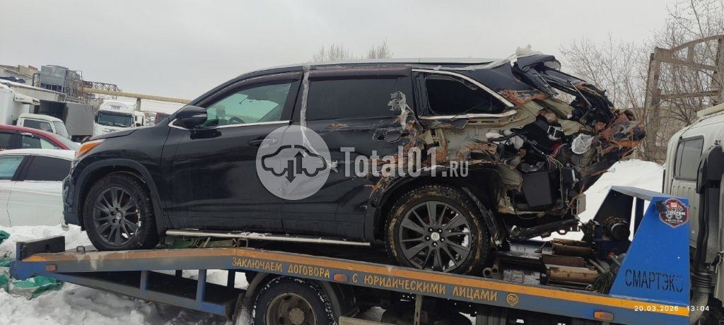 Фото Toyota Highlander 4