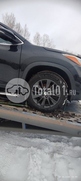 Фото Toyota Highlander 16