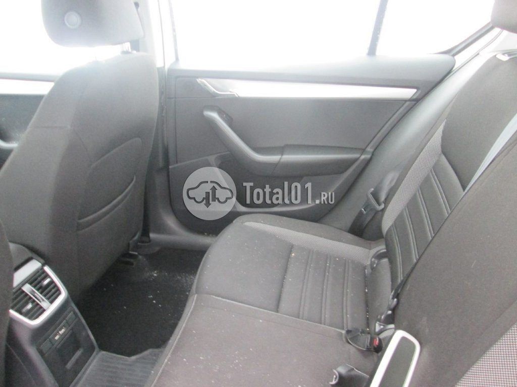 Фото Skoda Octavia 60