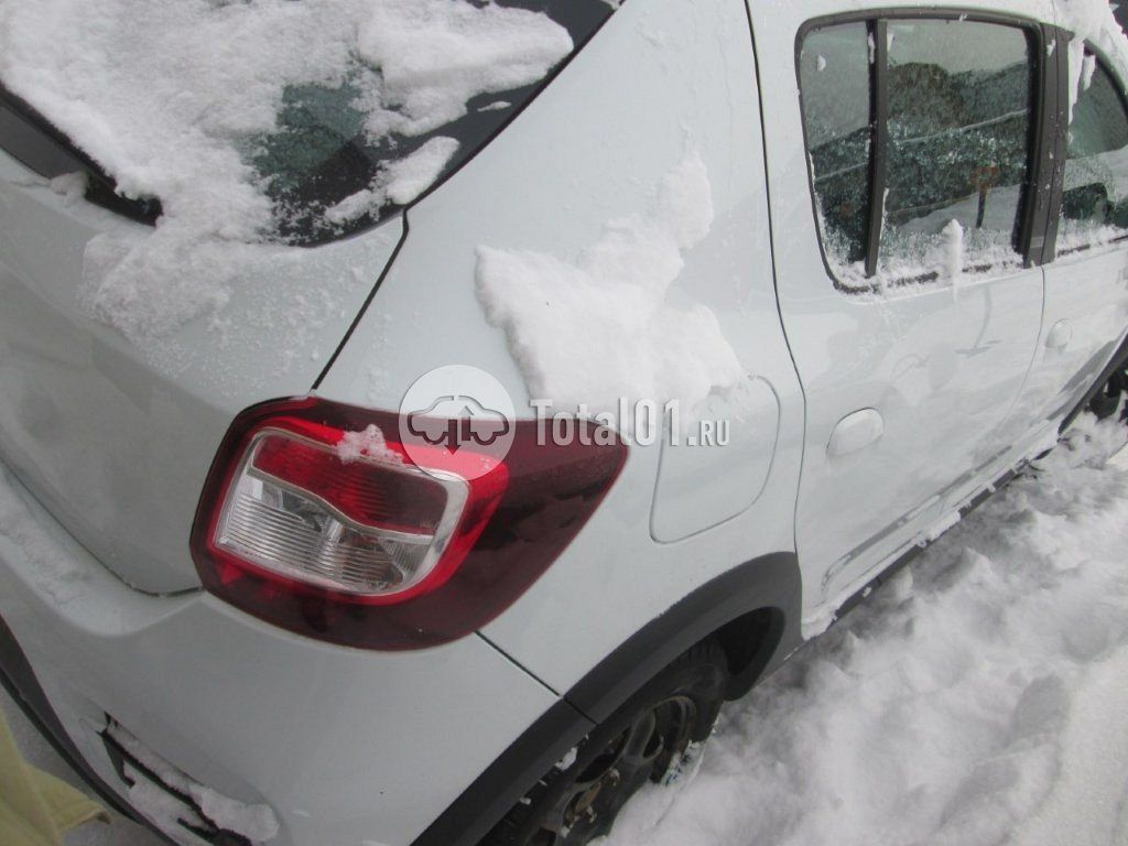 Фото Renault Sandero 38