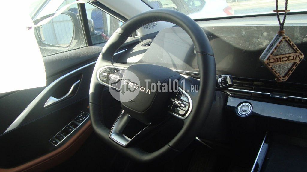 Фото OMODA C5 32