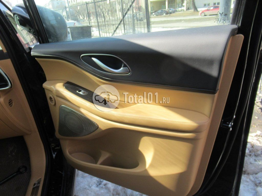 Фото Voyah DREAM EVR 50