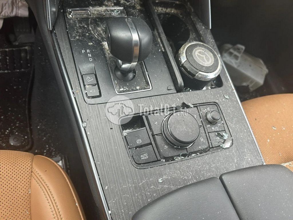 Фото Mazda CX-90 20