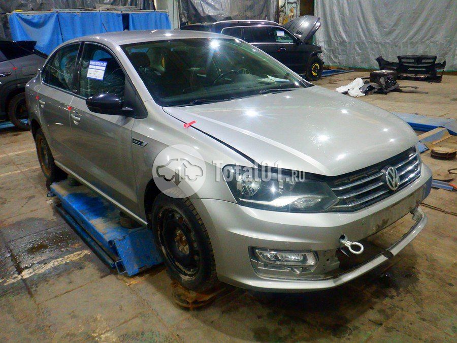 Фото Volkswagen Polo 2