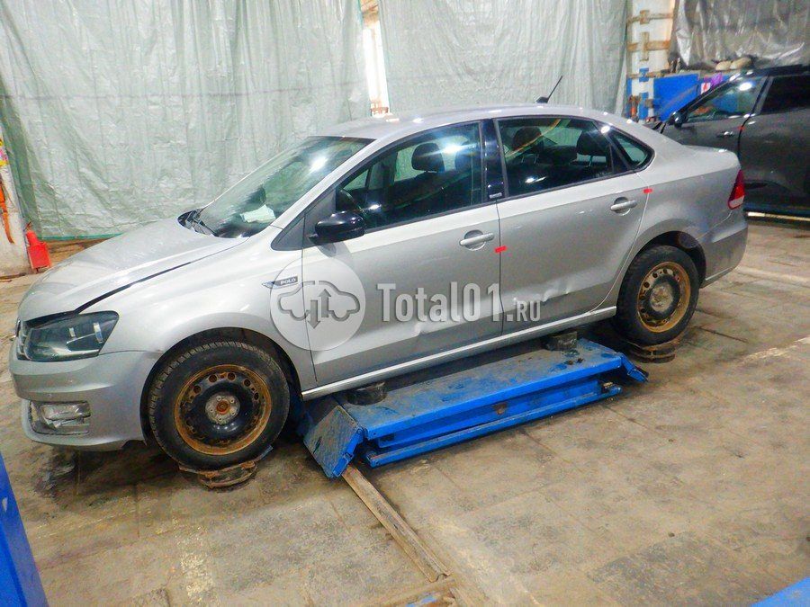 Фото Volkswagen Polo 8