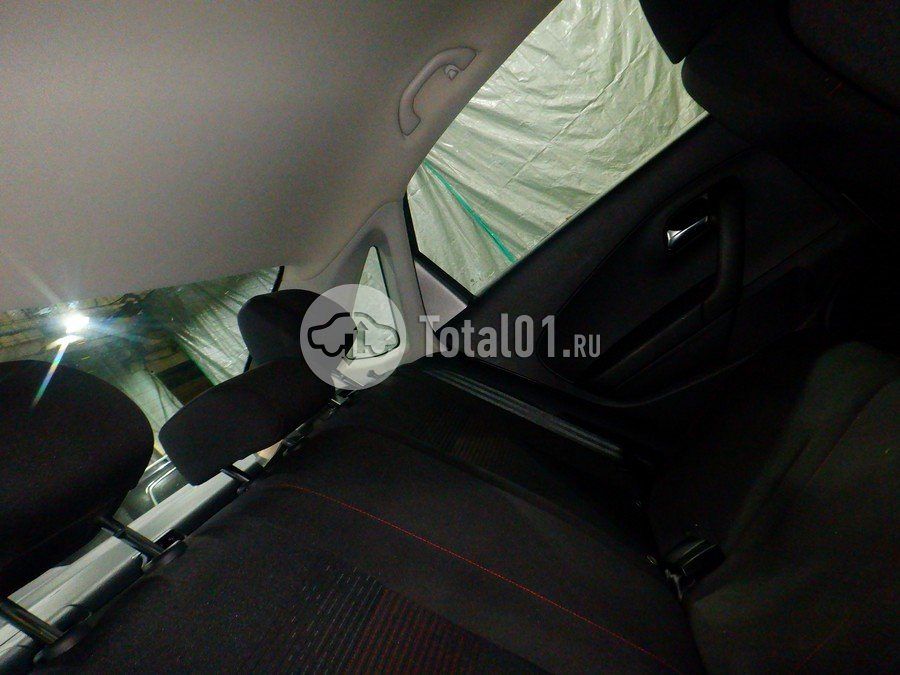 Фото Volkswagen Polo 36
