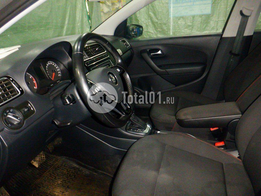 Фото Volkswagen Polo 56