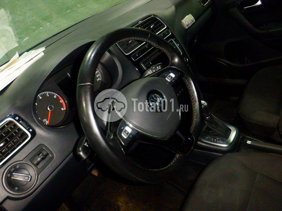 Фото Volkswagen Polo 66