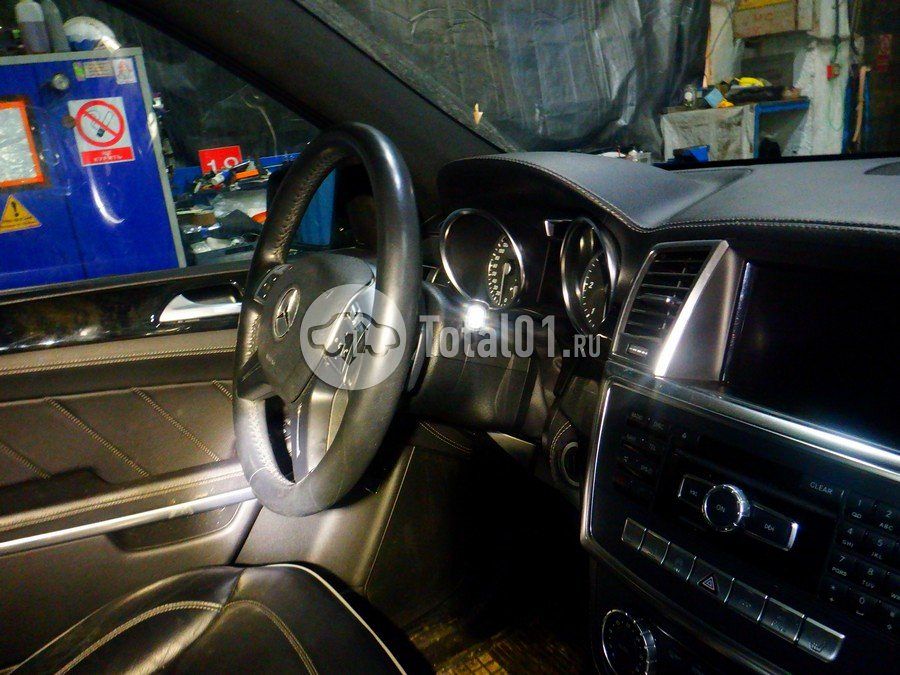 Фото Mercedes-Benz GL-класс 38