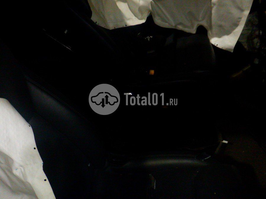 Фото Tesla Model X 44
