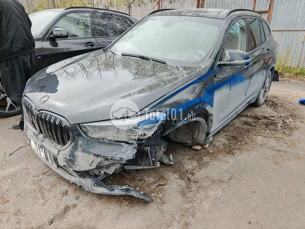 Фото BMW X1 10