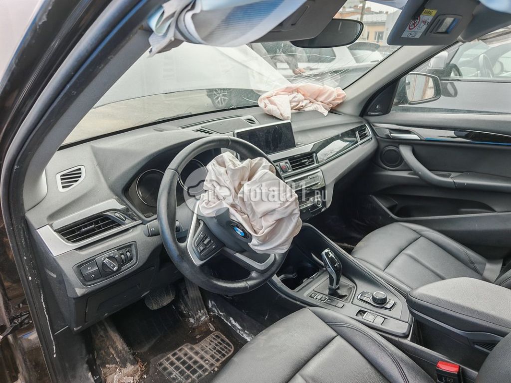 Фото BMW X1 82