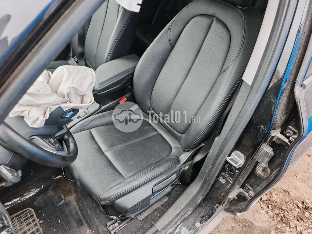Фото BMW X1 84