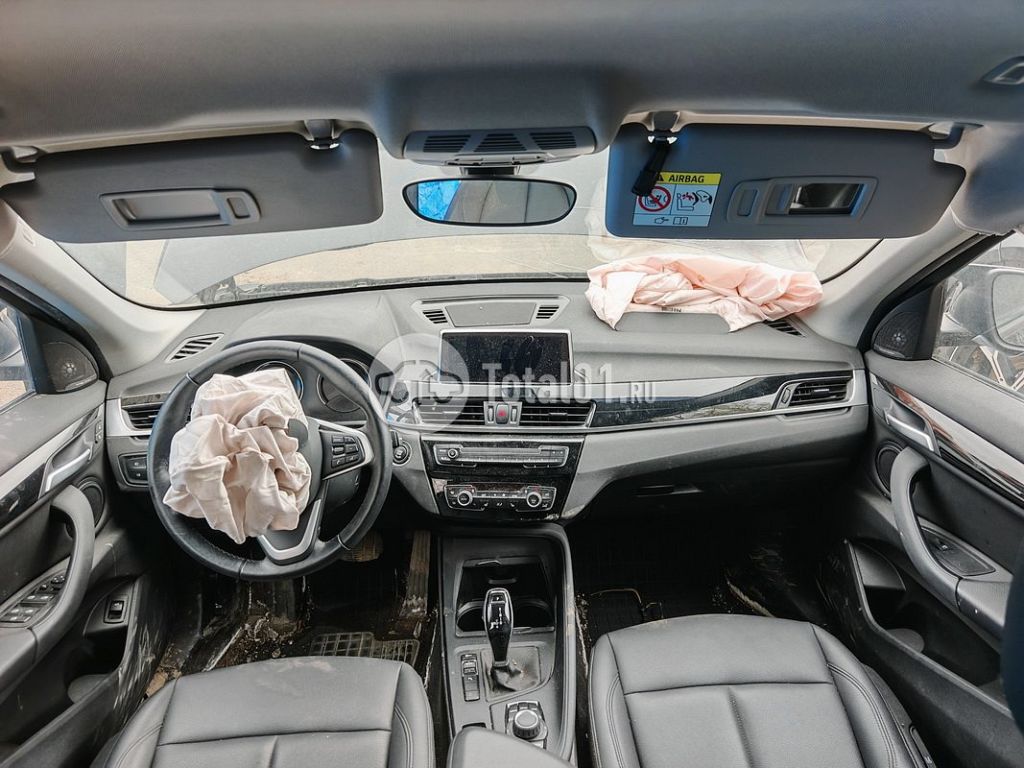 Фото BMW X1 100