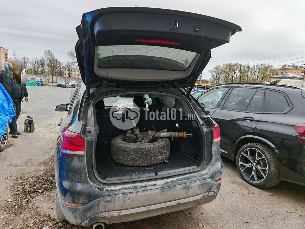 Фото BMW X1 104