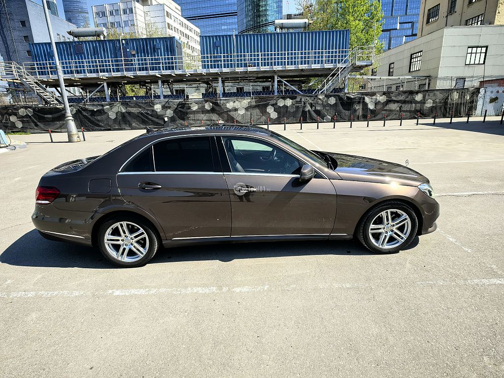 Фото Mercedes-Benz E-класс 4