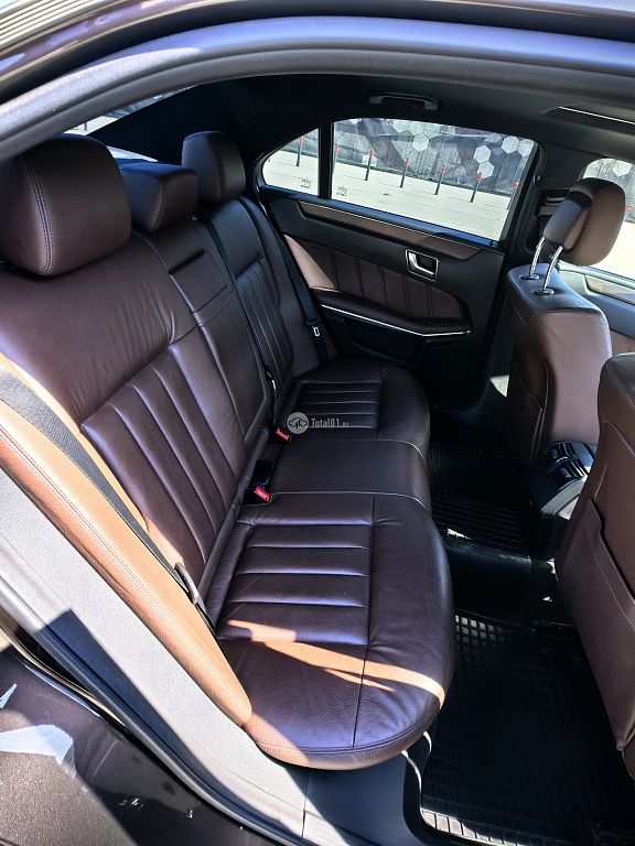 Фото Mercedes-Benz E-класс 10