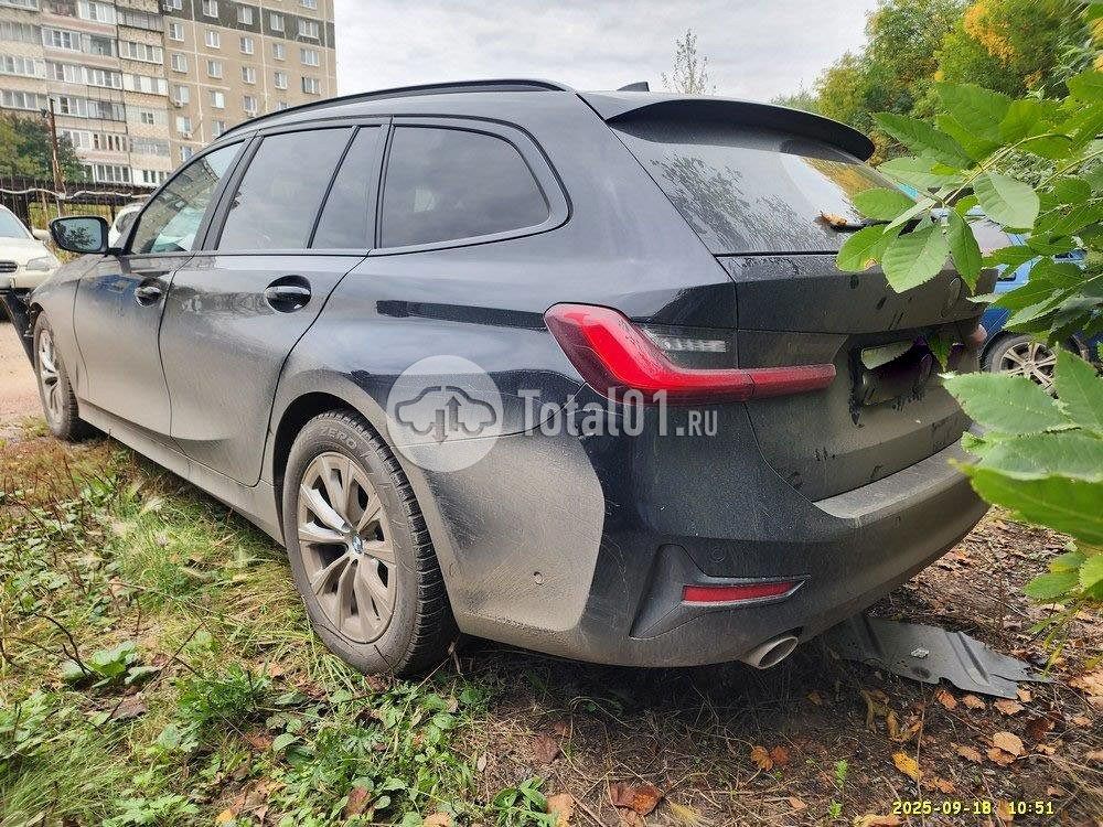 Фото BMW 3 серия 8