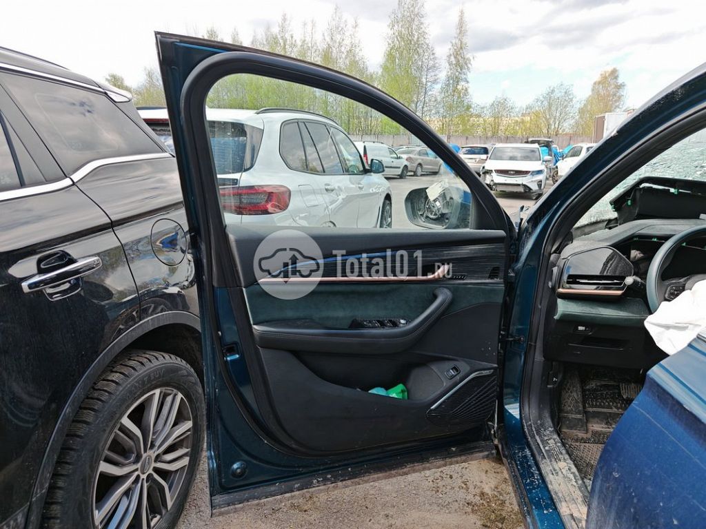 Фото Geely Monjaro 70