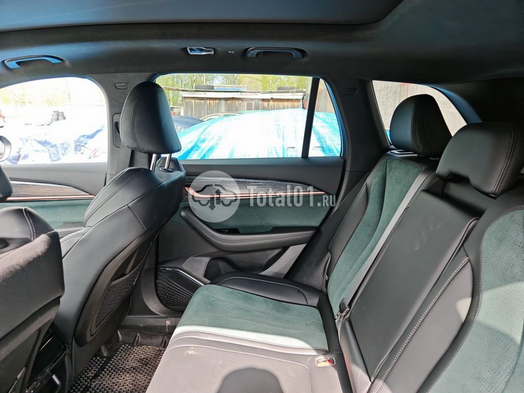 Фото Geely Monjaro 100