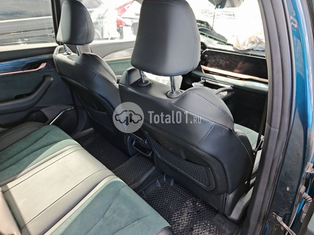 Фото Geely Monjaro 136