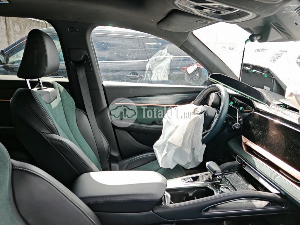 Фото Geely Monjaro 146