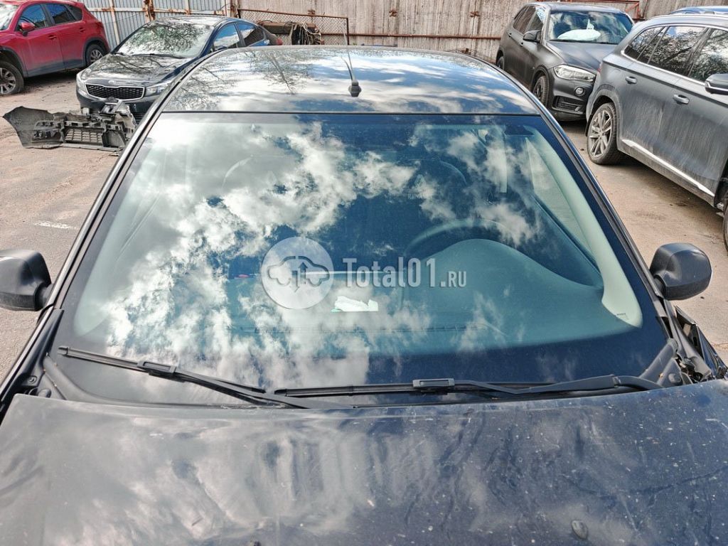 Фото Renault Logan 12