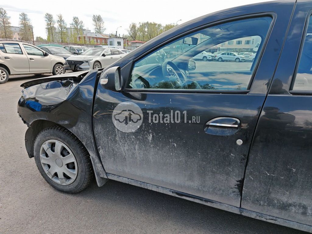 Фото Renault Logan 36