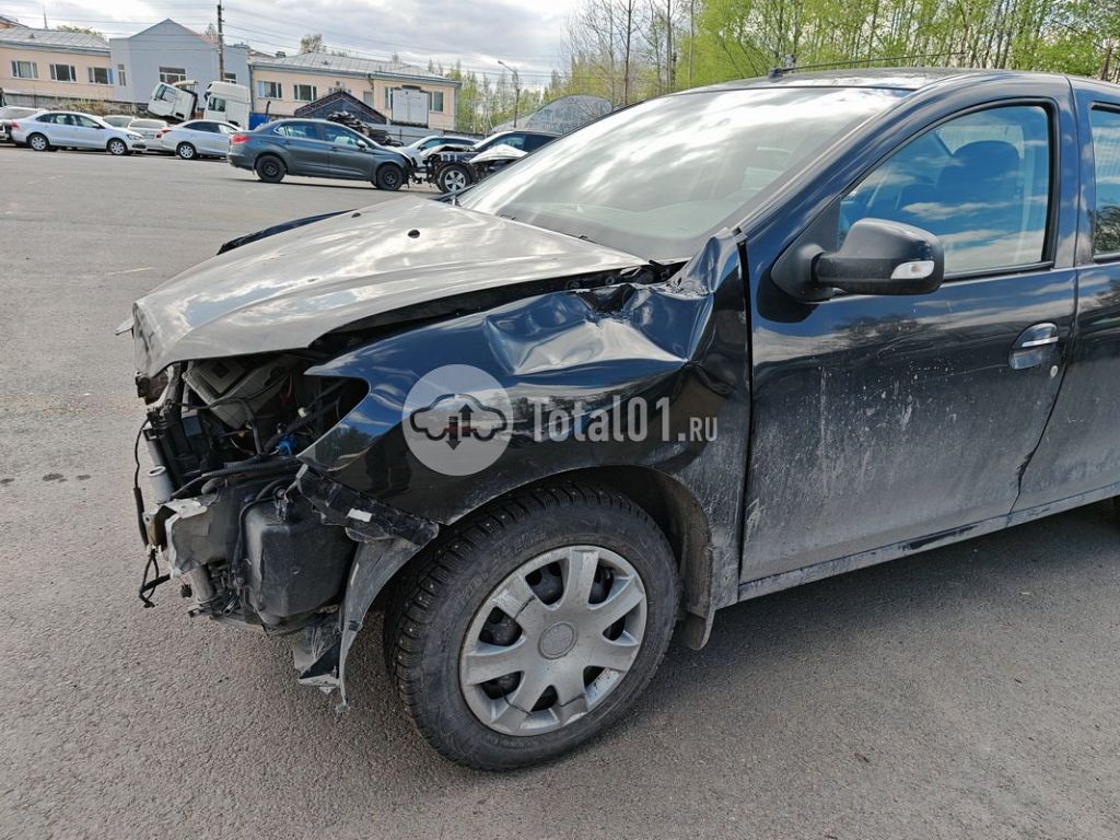 Фото Renault Logan 38
