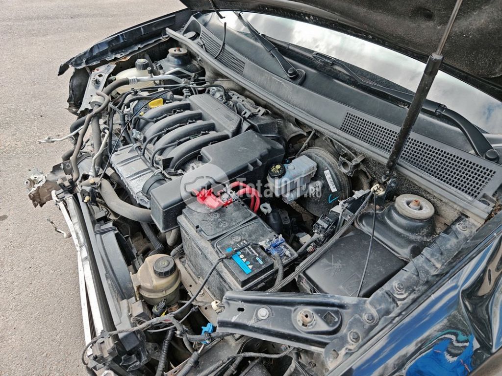 Фото Renault Logan 58