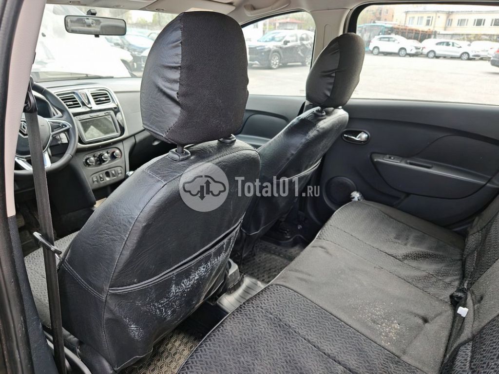Фото Renault Logan 94